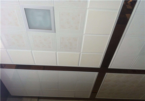 鋁合金扣板一般多少錢一平方米-鋁扣板折邊一般多少錢一平方米-平吊頂鋁扣板一般多少錢一平方米