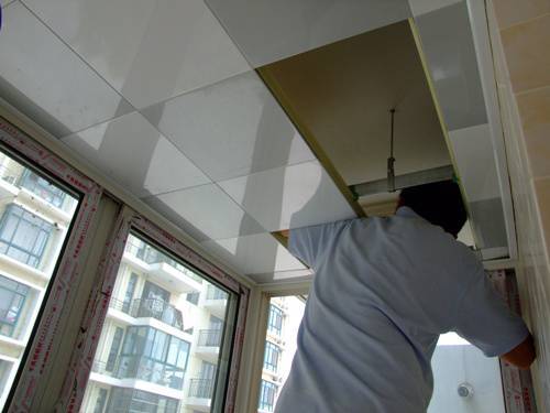 家庭衛(wèi)生間鋁扣板吊頂-衛(wèi)生間集成吊頂安裝秘籍