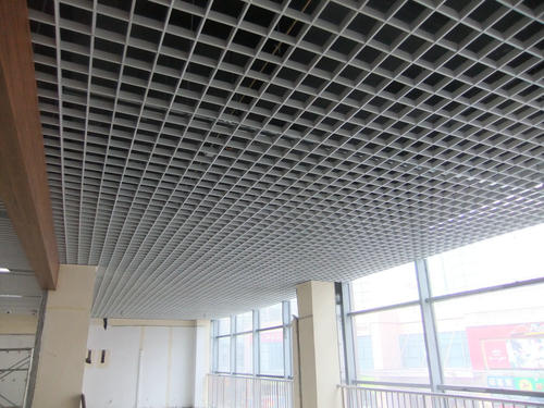 鋁扣板格柵吊頂-格柵吊頂那種強