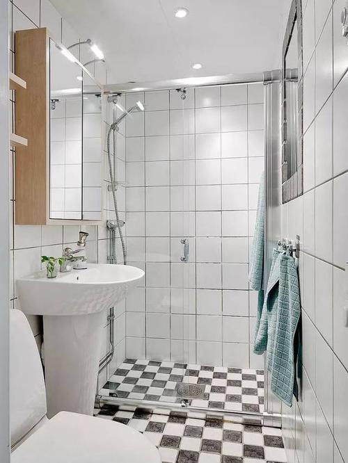 新手銷售集成吊頂-鋁扣板批發(fā)廠家講講集成鋁扣板吊頂多少錢