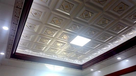 鋁扣板復式吊頂-聽鋁扣板生產廠家給你講一講