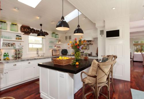 吊頂的鋁扣板有哪些顏色-沖孔鋁扣板的優點有哪些