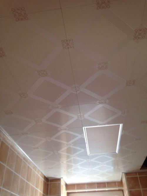 廚衛集成吊頂花型-廣東廚衛鋁扣板廠家之廚衛吊頂清潔怎么做