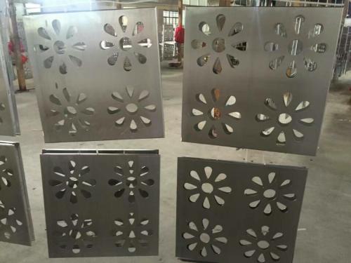 鋁扣板定制-工程鋁扣板生產廠家講講鋁單板多少錢一平