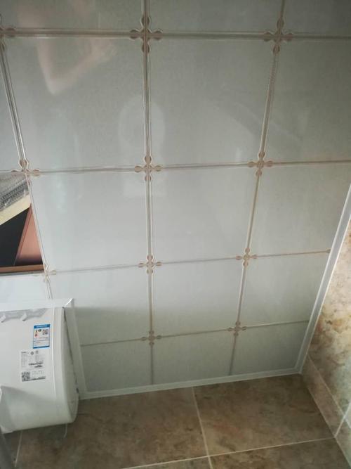 陽臺集成吊頂高度-陽臺吊頂用生態木還是鋁扣板