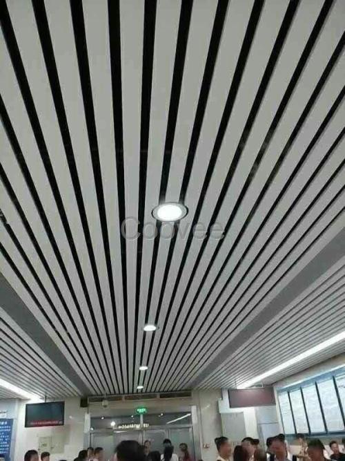 集成鋁扣板優點-穿孔鋁扣板的用途跟優點