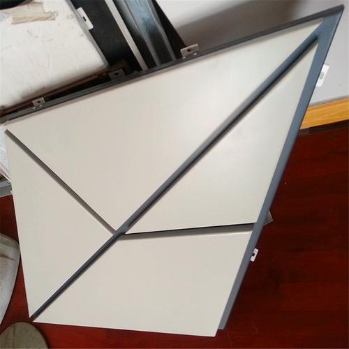 鋁扣板鋁價格匯總-鐵定在鋁扣板價格上吃虧