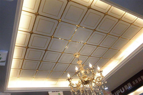 吊頂蜂窩大板和鋁扣板區別-蜂窩大板與普通鋁扣板區別-蜂窩吊頂與鋁扣板吊頂區別