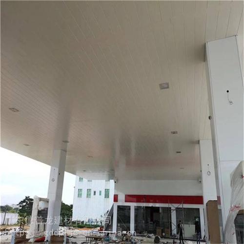 加油站吊頂鋁扣板-加油站防風鋁扣板廠家講加油站防風鋁扣板多少錢一平