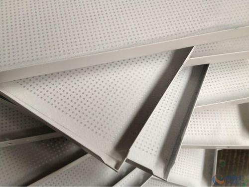 鋁扣板吊頂批發報價-3ox3o的鋁扣板吊頂批發價-工程鋁扣板吊頂批發價格