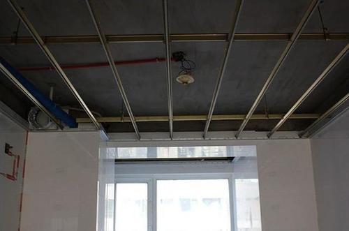 廚房頂部鋁扣板-廚房鋁扣板吊頂廠家講這幾點(diǎn)要注意