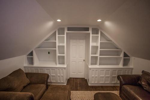 閣樓鋁扣板-客廳鋁扣板吊頂廠家說客廳頂層隔溫你可以這樣做