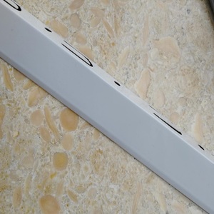 黑色邊線鋁扣板-鋁扣板白色黑邊-黑色鋁扣板邊有