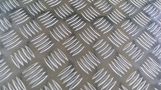 鋁板鋁扣板多少錢一平方米-鋁扣板吊頂包工包料多少錢