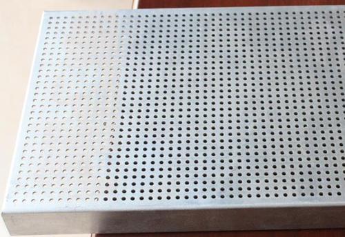 墻面用鋁扣板裝飾-室內(nèi)鋁扣板廠家講吊頂這種常用的裝飾方法