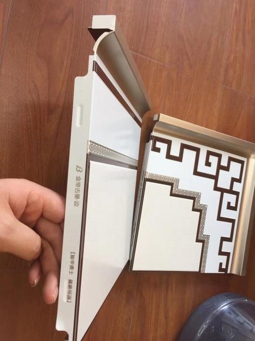 衛生間鋁扣板錯層吊頂-衛生間吊頂用鋁扣板錯開裝好看嗎-衛生間鋁扣板吊頂錯層