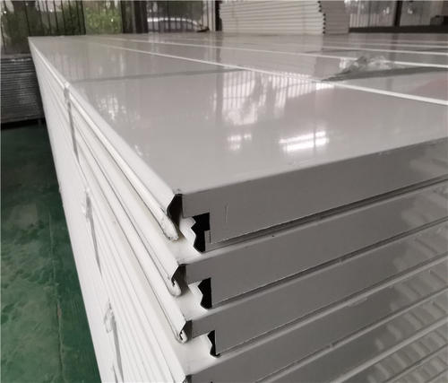 新鄉防風鋁條扣鋁扣板-來看看C型鋁條扣吊頂優點有沒有打動你