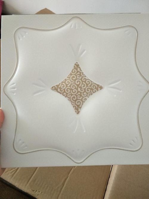 歐式集成吊頂鋁扣板-簡歐式吊頂的特性