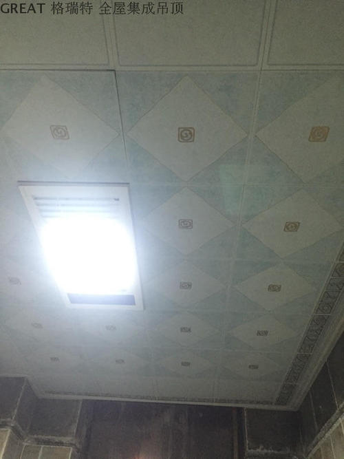 仿古衛(wèi)生間鋁扣板吊頂-衛(wèi)生間鋁扣板吊頂廠家教你