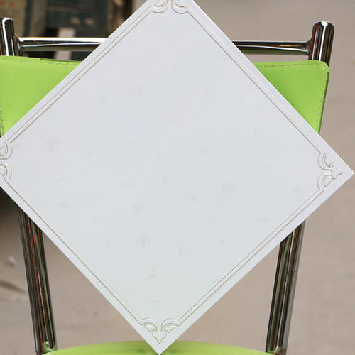 集成吊頂鋁扣板產(chǎn)地-機(jī)房吊頂為什么要用防靜電的鋁扣板