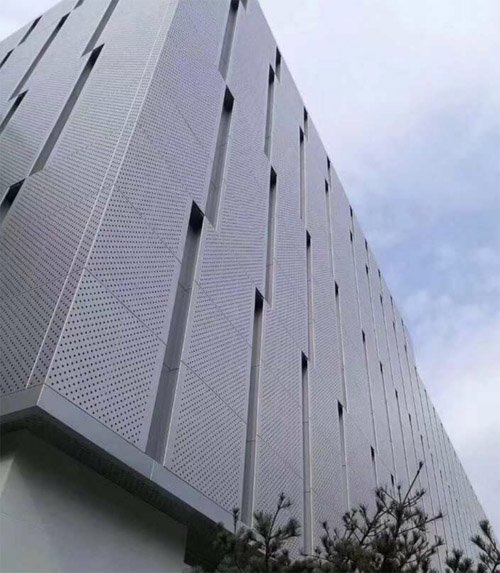 佛山沖孔鋁扣板-沖孔鋁扣板沖孔的個數-佛山沖孔鋁扣板工廠