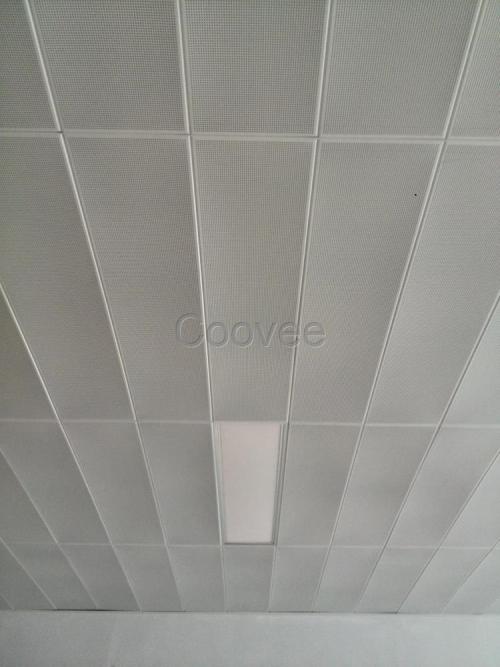 全孔鋁扣板圖片-鋁扣板有孔無(wú)孔圖片-全孔鋁扣板圖片