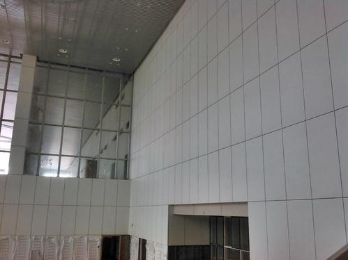 集成吊頂大堂-除了走廊過道鋁扣板吊頂