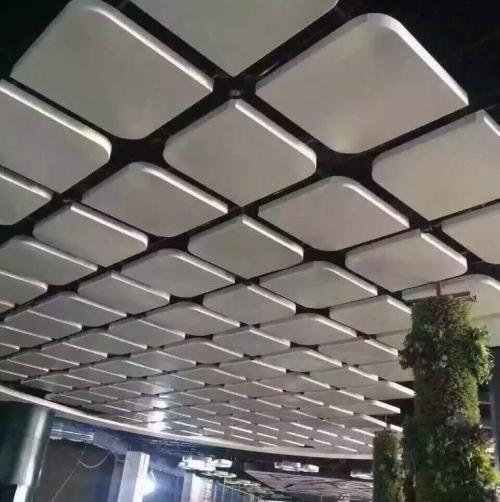 集成吊頂大堂-帶你看看機場鋁天花吊頂怎么樣