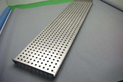 供應鋁扣板廠家-購買鋁扣板應該注意的三大誤區