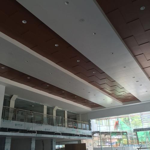 2.0黑色鋁單板-鋁單板之石紋鋁單板加工和應用