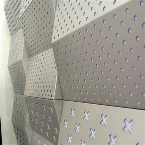 沖孔鋁扣板供應(yīng)商-沖孔鋁扣板供應(yīng)商-供應(yīng)吸音沖孔鋁扣板