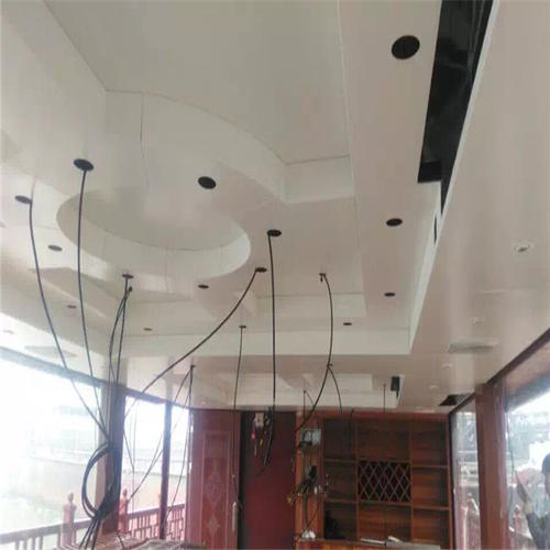 遼源鋁單板定制-鋁單板安裝中常見會出現(xiàn)什么問題