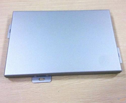 仿木紋昆明鋁單板