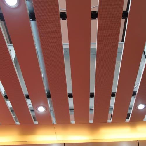 鋁條扣廠家-展館條形鋁扣板廠家-條形鋁扣板廠家生產廠家