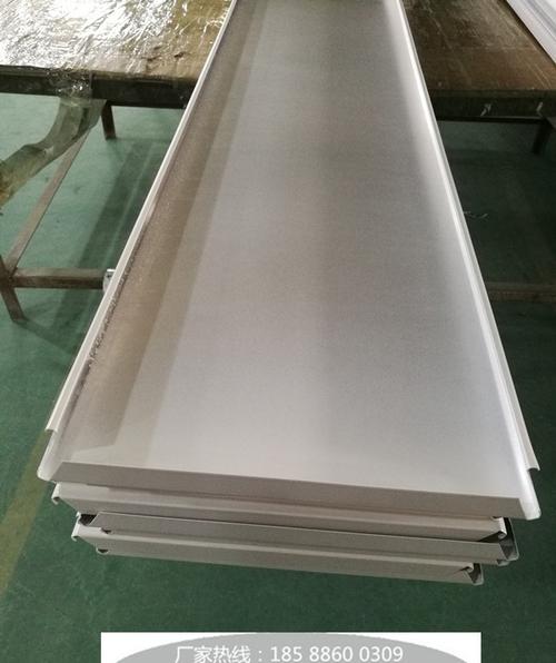 遵義鋁扣板-遵義鋁扣板工廠-遵義賣600x600鋁扣板