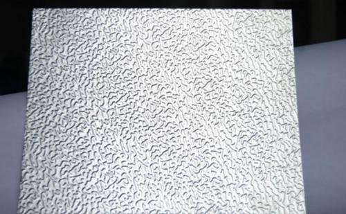 花紋集成吊頂圖片-鋁扣板集成吊頂VS傳統吊頂