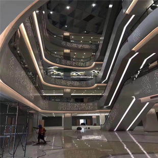電梯鋁單板效果圖-商場/購物中心電梯區(qū)域與中庭過道區(qū)域扶梯鋁單板案例欣賞
