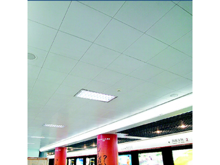地鐵吊頂用鋁扣板怎么樣？聽鋁扣板生產(chǎn)廠家分析一把！