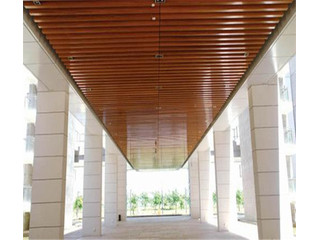 鋁方通吊頂?shù)倪@些事！聽型材鋁方通廠家講一講！