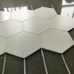 室外鋁扣板吊頂-詳解鋁單板常用規格尺寸和使用注意事項