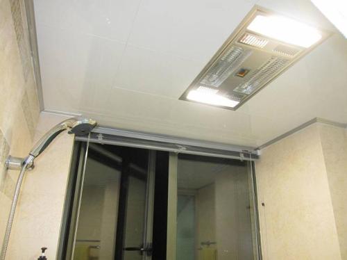 衛生間鋁扣板有水-衛生間鋁扣板吊頂怎么樣呢