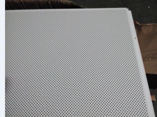 600乘600鋁扣板價格-600*600鋁扣板包工包料多少錢一平