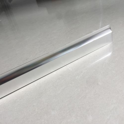 折邊集成吊頂煙道-看佛山集成吊頂廠家教你