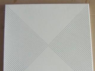 工裝吊頂鋁扣板-超多吊頂鋁天花材料供你選擇