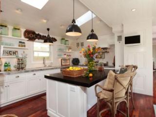 鋁合金扣板吊頂品牌有哪些-跟著客廳鋁蜂窩板廠家探究鋁蜂窩板的優點有哪些