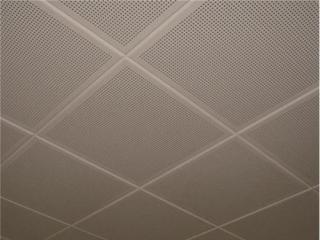 鋁扣板鋁天花-佛山鋁天花廠家淺談金屬鋁天花的優(yōu)勢(shì)