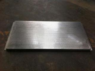 鋁扣板廠家鋁扣板吊頂生產廠家-衛生間鋁扣板吊頂出現霉菌