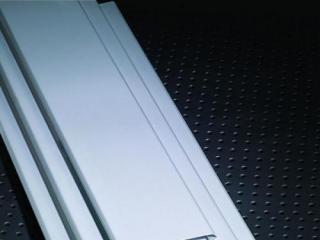 白色鋁扣板吊頂效果圖-衛(wèi)生間吊頂效果圖