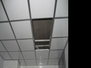 山東集成鋁扣板廠家-廣東鋁扣板廠家5個(gè)方面講鋁扣板吊頂為什么被選擇